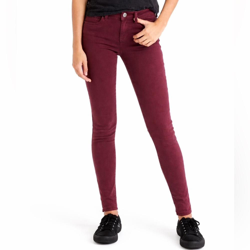 American Eagle 360 Super Stretch Burgundy Sateen Jegging Size 2 Low Rise